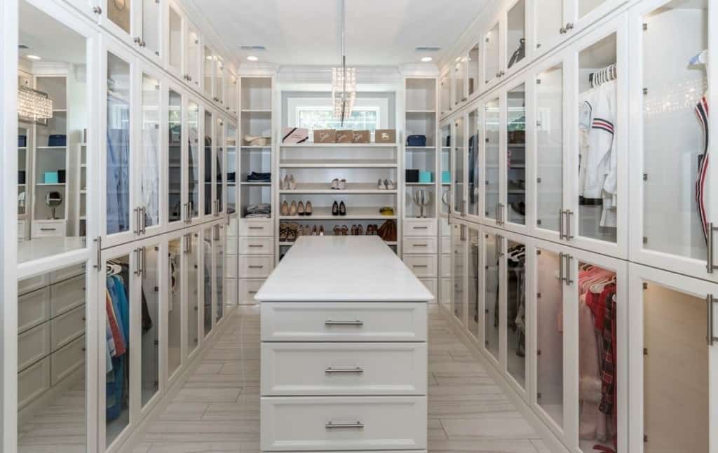 Large walk-in closet