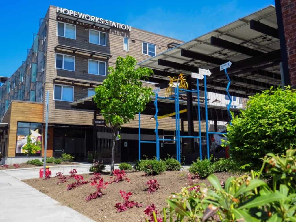 building in everett on a sunny day