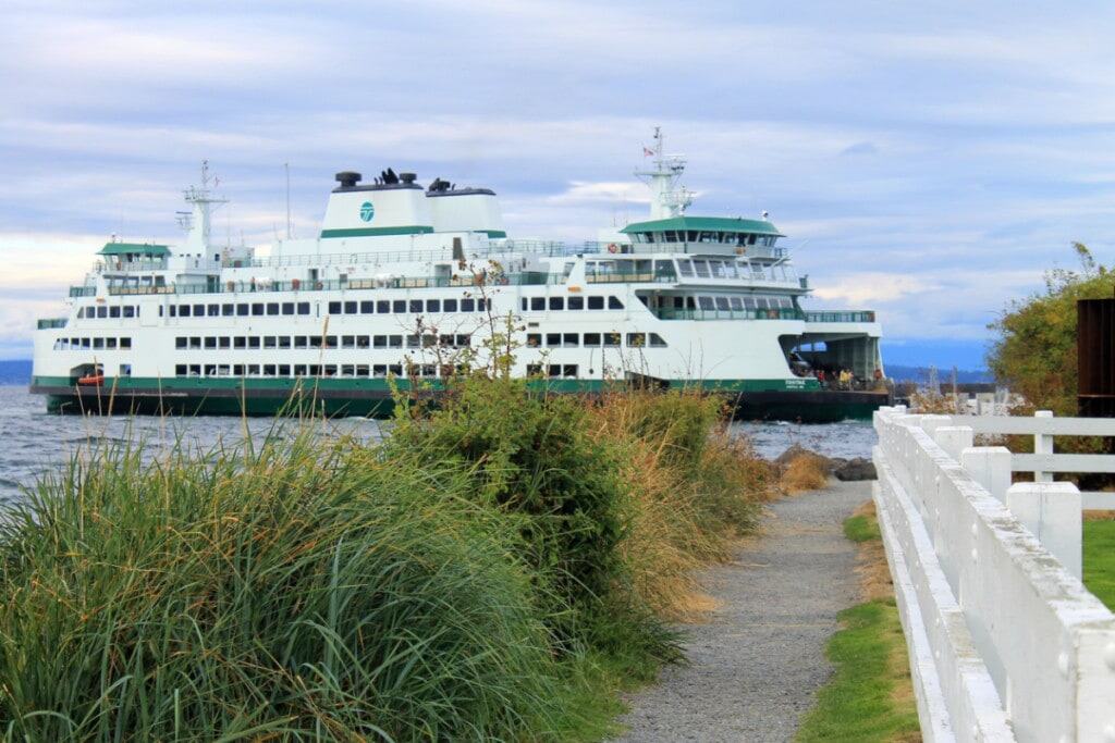 Ferry in Everett