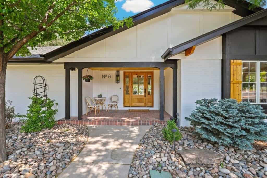 A beautifully manicured outdoor entryway