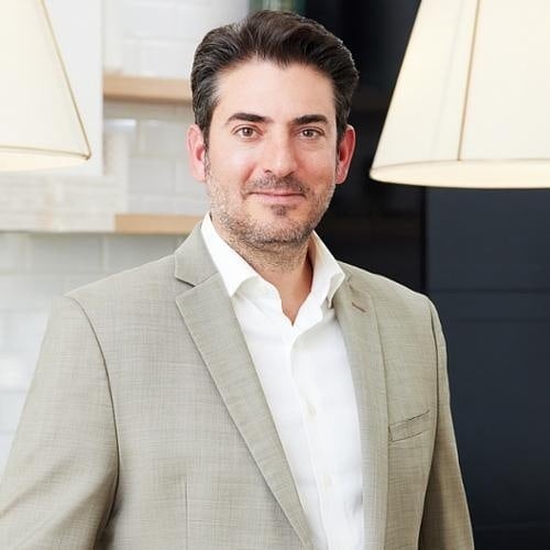 Niko Voutsinas, Redfin Premier Agent serving the Chicago area