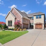 Home with a garage in Texas