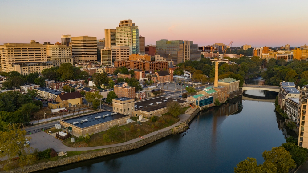 10 Pros and Cons of Living in Delaware