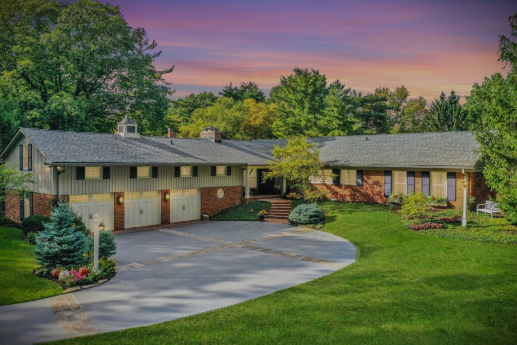 412 Pine Dr, Indianapolis, IN _ redfin listing