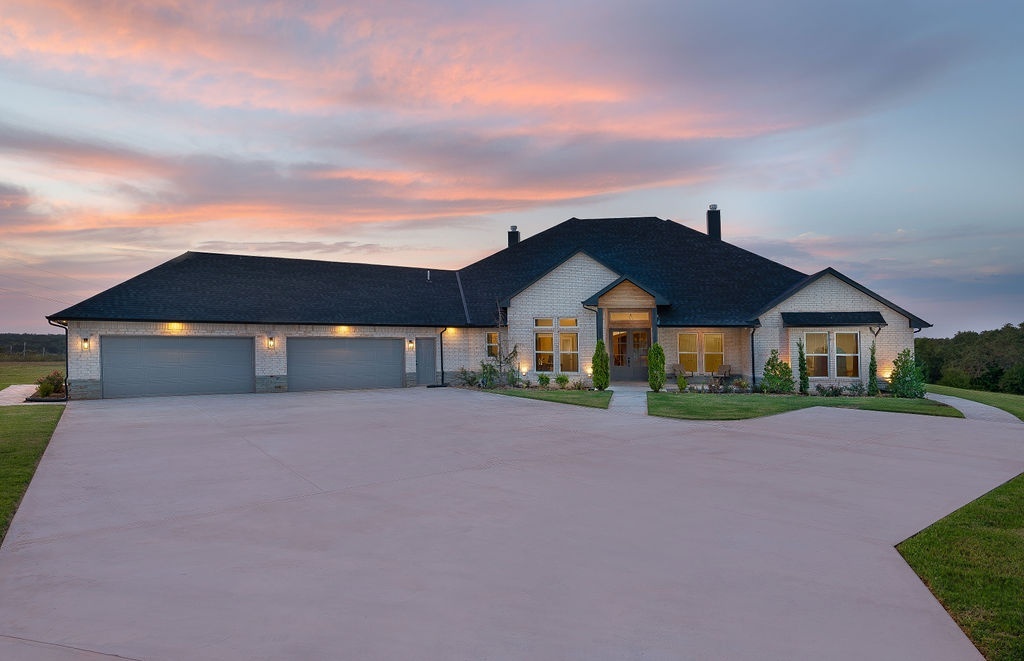 luxury redfin listing 20498 SE 119th St, McLoud, OK