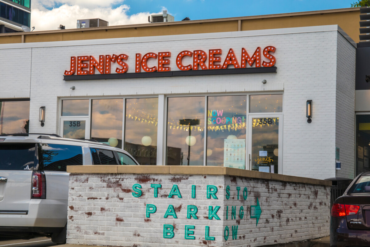 outside of ice cream shop