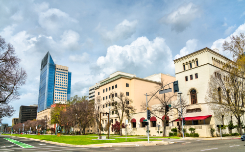 Buildings,On,The,Capitol,Mall,In,Sacramento,-,California,,United