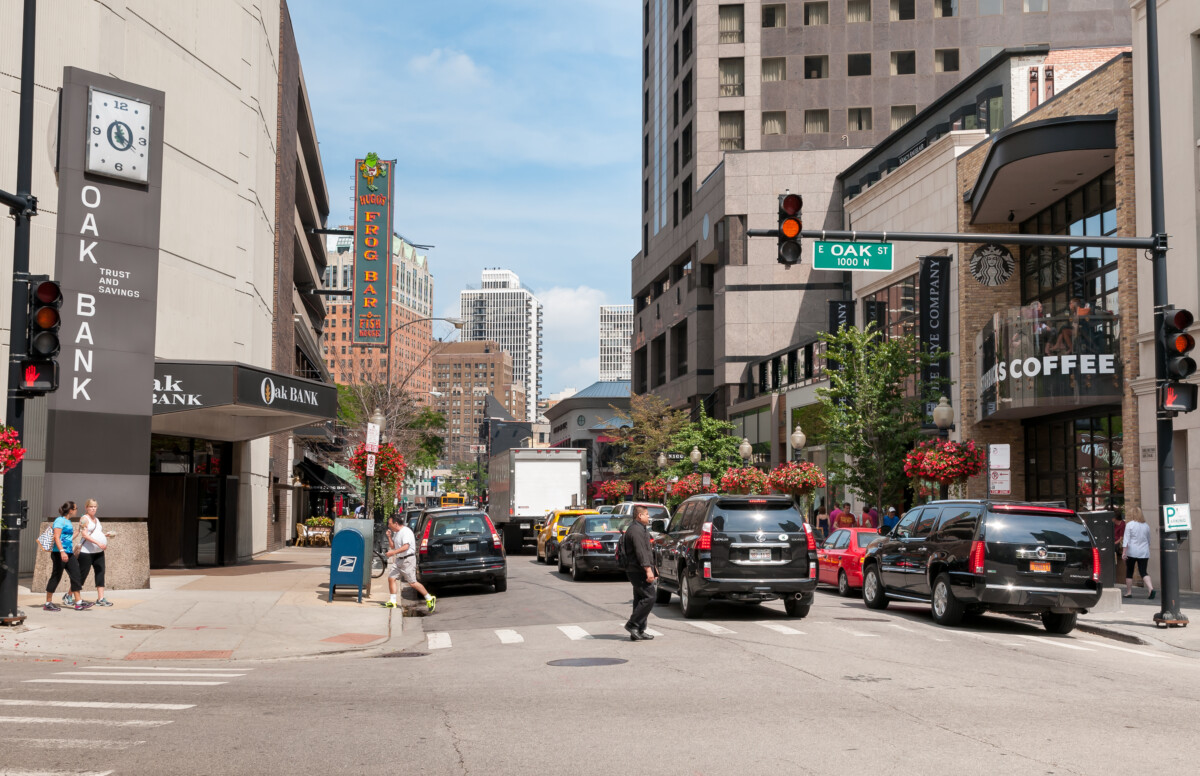 Chicago,,Illinois,,Usa,-,August,16,,2014:,Oak,Street,In