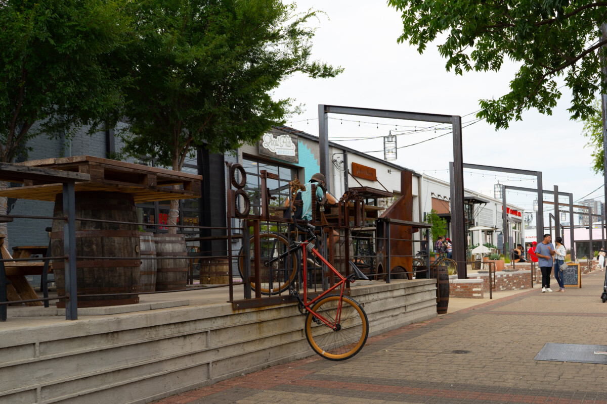 Dallas,,Tx,/,Us,-,June,2019:,Downtown,Deep,Ellum