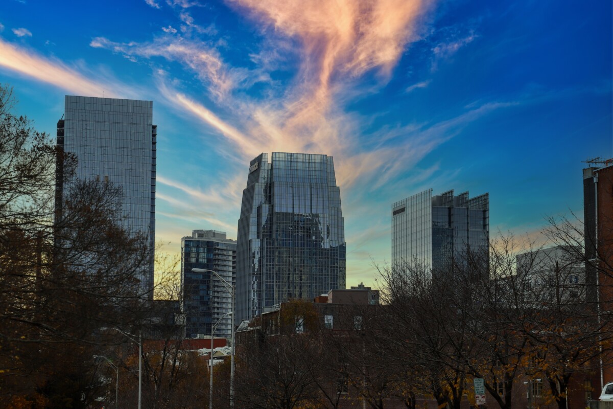 Nashville,,Tennessee,Usa,-,10,5,2021:,Glass,Skyscrapers,,Hotels