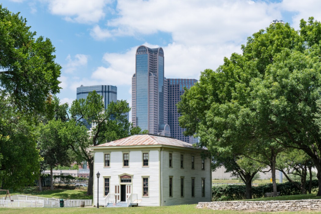 Dallas_neighborhoods_the cedars_2