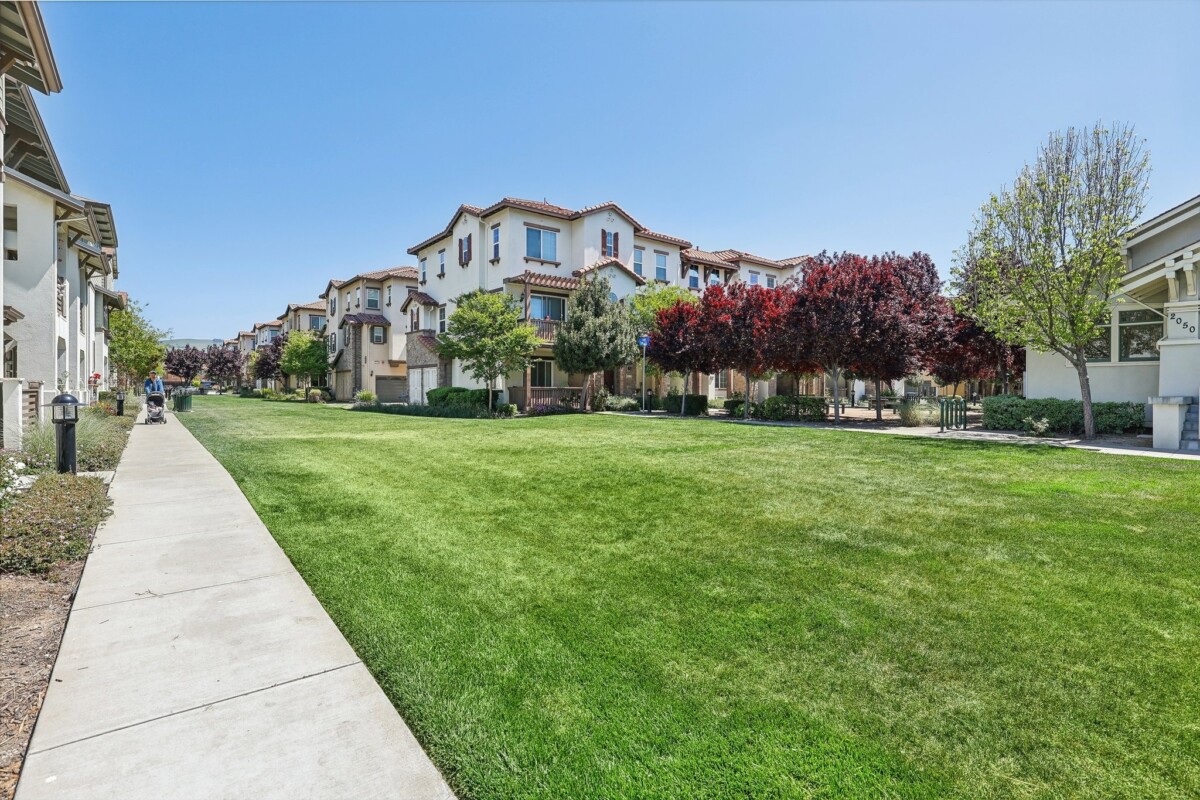 townhome complex in east san jose