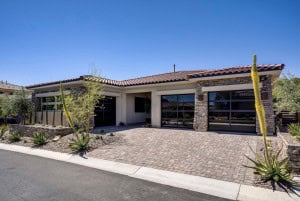 sleek modern home in the desert