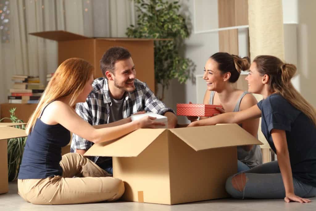 How Many People Can Be on a Mortgage?