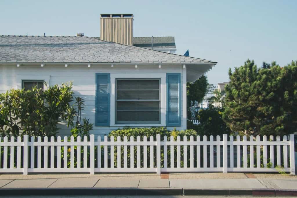 there are specific rules around building a fence on your property